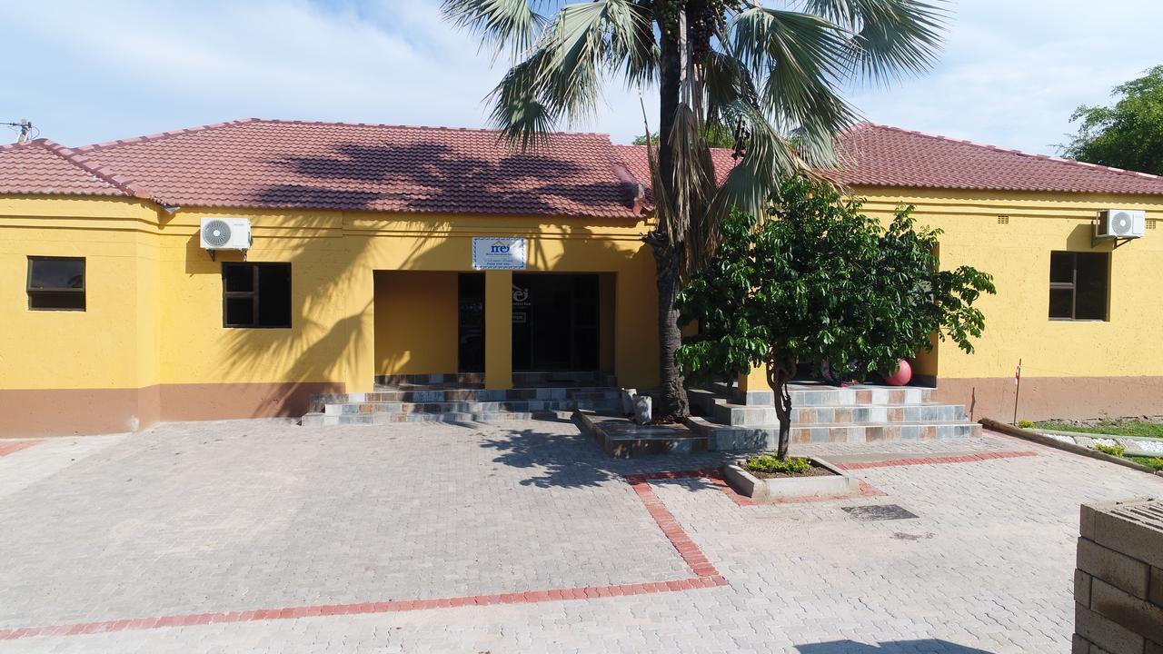 Maun Executive Inn Exterior foto